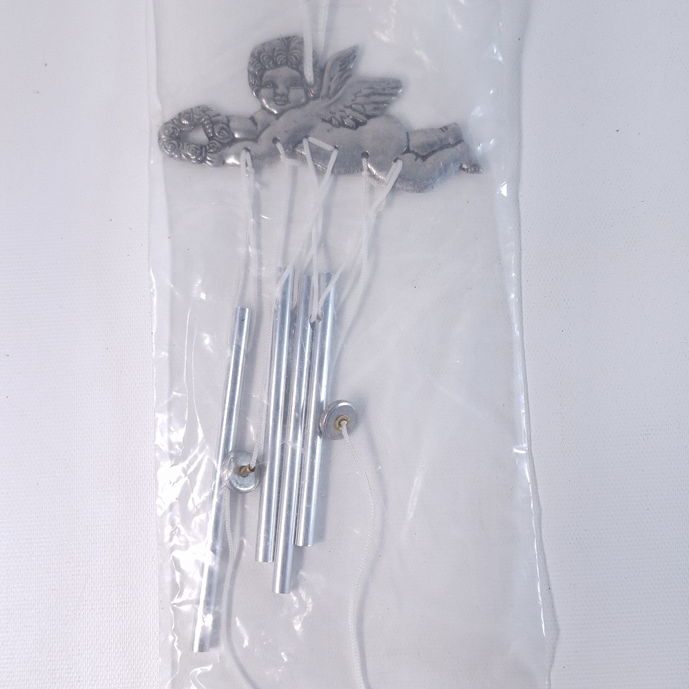 NOS Cherub Angel Pewter Indoor Outdoor Floral Wreath Windchimes